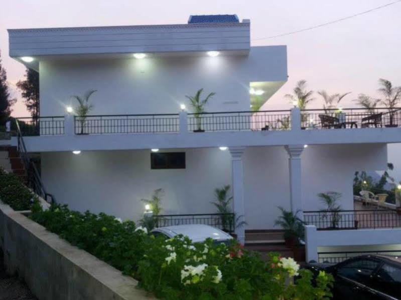 Mount N Mist Hotel Nainital Exterior photo